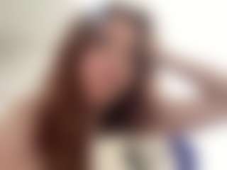 Live cam show with MaxineBrondyke - Doggy on TeamSkeetLive