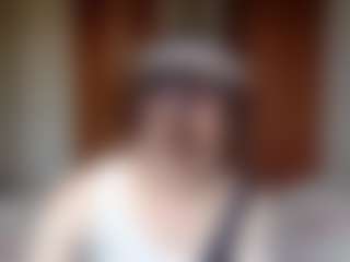 Emily's Live Sex Cam Show