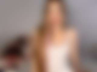 Live cam show with MyTrombetta - Average on Strip Flash - Live Sex Shows