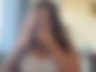 Live cam show with RoxyFragmin - Middle Aged on Camsoda