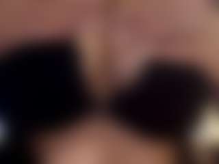 Live cam show with RoxyFragmin - Granny Latina on Nude Live Now