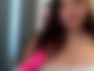 Live cam show with RoxyFragmin - Granny Latina on Camsoda