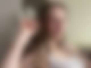 Live cam show with Nevena - Hairy Pussy on Camversity