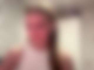 Live cam show with Stacy - Full Nudity on UwU Esports