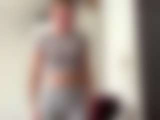Live cam show with Stacy - Green Eyes on Uber Horny