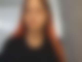 Live cam show with LubaLouderback - Skinny on Milfs Live