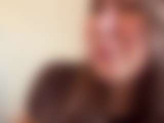 Live cam show with Thea - Petite on Camsoda