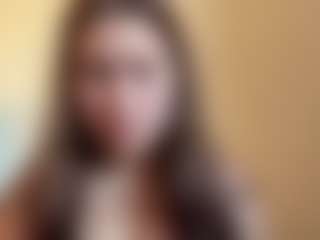 Live cam show with Thea - Facial on Camsoda