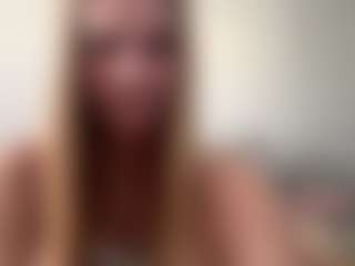 Live cam show with NarcisaGiddins - Nipple Piercings on Fling VIP Chat