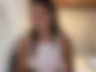 Live cam show with PennyMistrot - Squirt Blonde Hair on AdultVida.com
