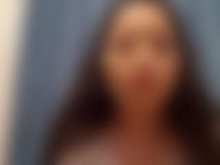 Live cam show with ReenaMarguez - Petite Young Adult on AdultVida.com