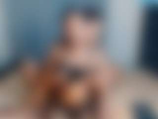 Live cam show with Squirterlov - Cock Rating on TeamSkeetLive