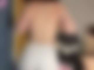 Live cam show with StepanieReagor - Skinny MILF on alttransgirls