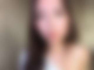 Live cam show with AlidaEscudero - College on Mixed Magazine Live