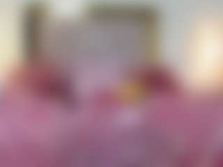 Live cam show with karlarossee - Camel Toe on Camsoda