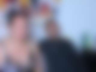 Live cam show with Kate-n-John - Middle Aged on hrnylive.com