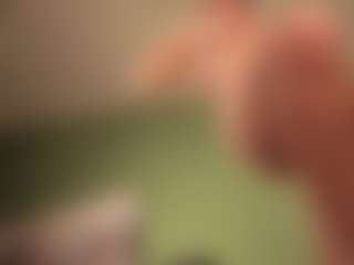 Moon's Live Sex Cam Show