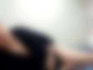 Live cam show with DeenaGoyer - Green Eyes on hotwifechat.live
