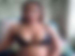 EbonyseductionXX MILF webcam performer live streaming