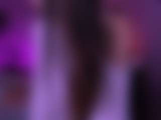 Live cam show with itscharlliee - Granny on Mixed Magazine Live