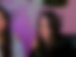 Live cam show with itscharlliee - Green Eyes on StripNow