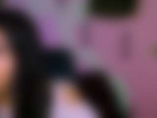 Live cam show with itscharlliee - Average on https://playwithruby.com