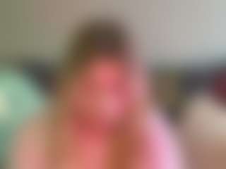 Live cam show with JosieBrazill - Body Massage on madthumbs
