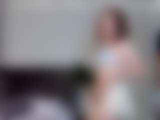 Live cam show with Kira - Spy Granny on Camsoda