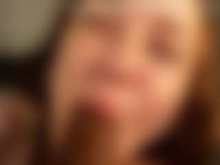 Live cam show with Kira - Granny on Camsoda