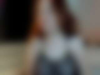 Live cam show with Kira - Cowgirl on CamwithHer