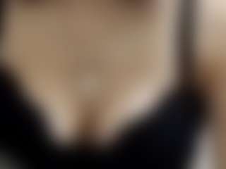 Mia's Live Sex Cam Show