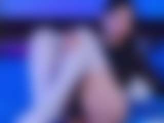 Live cam show with LunaVold - Handjob on CamwithHer
