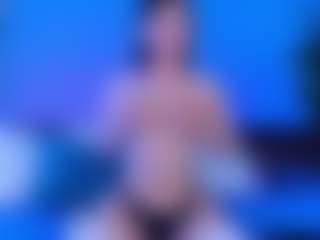 Live cam show with LunaVold - Blue Eyes on Camming Site