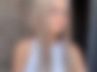 Live cam show with Milana - Thin on TeamSkeetLive