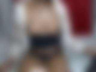 Live cam show with PussyFarrie - New Teen (18+) on Camiplay Live