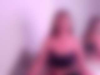 Live cam show with Sellenna - Erotic Dance on Camsoda