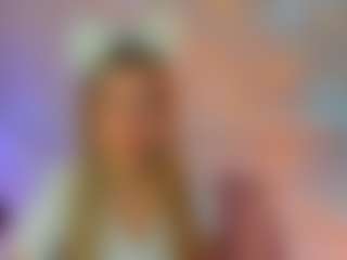 Shakira's Live Sex Cam Show