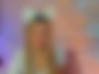 Live cam show with Shakira - Bikini on Fling VIP Chat