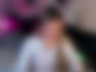 Shakira's Live Sex Cam Show