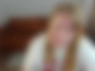 Live cam show with Sophia - New Shaved Pussy on AdultVida.com