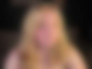 Live cam show with Sophia - Tattoos on Milfs Live