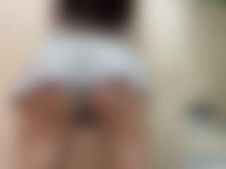 Live cam show with VivianHerdon - Blue Eyes on Camsoda