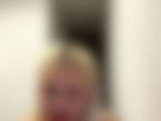 ZenaidaPippert's Live Sex Cam Show