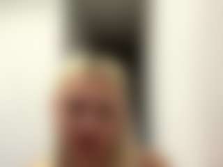 ZenaidaPippert's Live Sex Cam Show