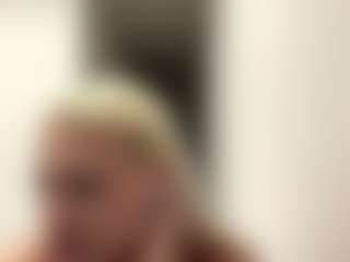 ZenaidaPippert's Live Sex Cam Show