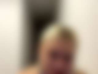 ZenaidaPippert's Live Sex Cam Show