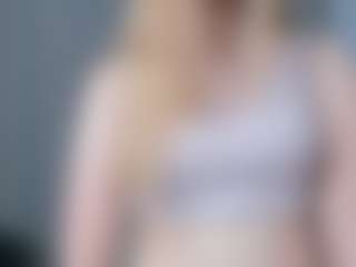 Live cam show with Qiyana - College on Fling VIP Chat