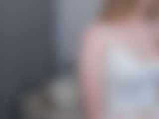 Qiyana's Live Sex Cam Show