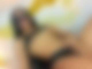 Live cam show with KendallSexxy - Black Hair on liverealitysex.com