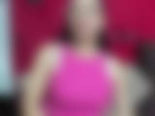 MiaDivineH's Live Sex Cam Show
